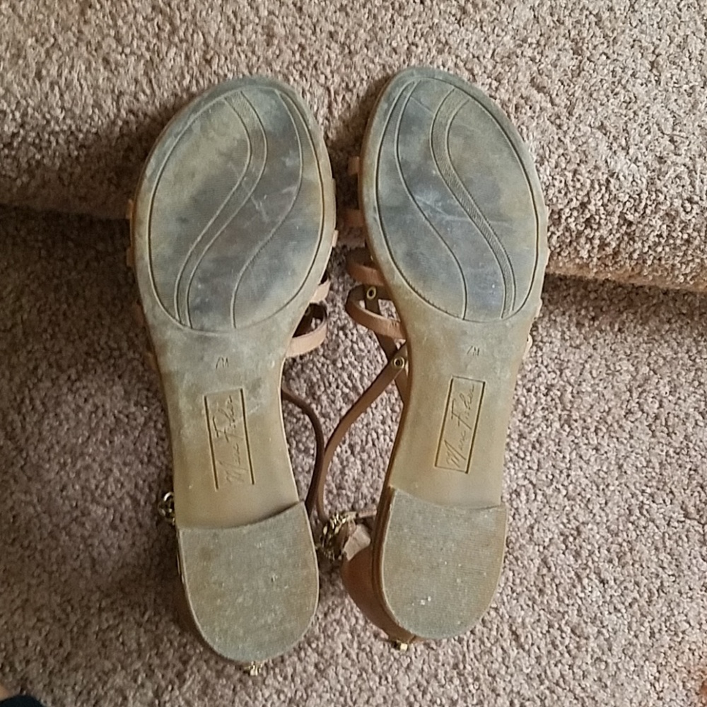 Sandals - Picture 5 of 7